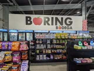 Boring Bodega · Mon Sep 28